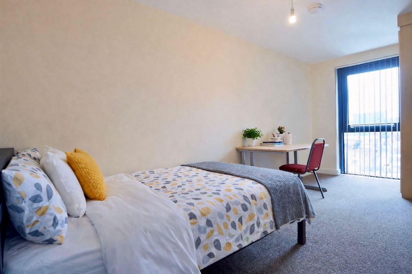 Flat Fitzwilliam Street in Sheffield