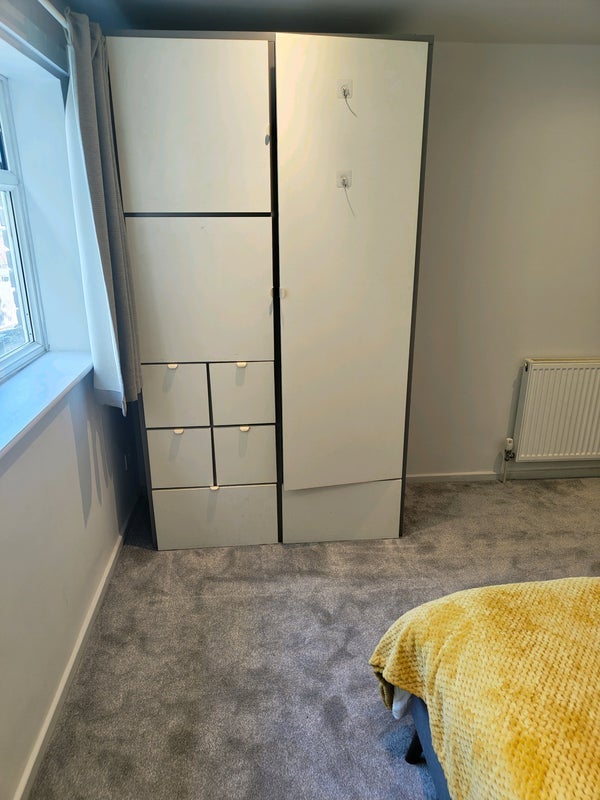 Room Altham Grove in Harlow