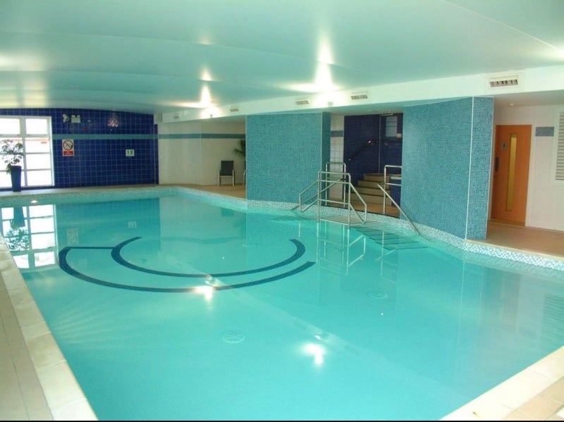 Room St. Davids Square in Greater London