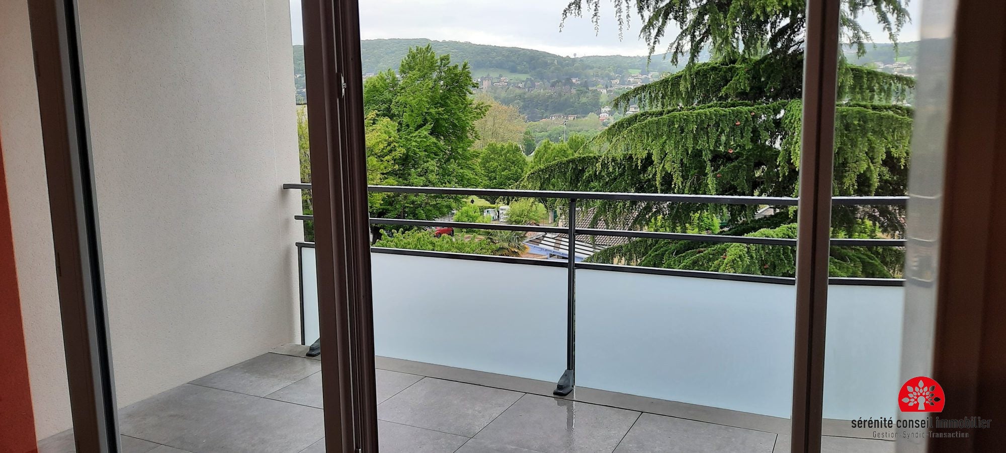 Appartement Rue Pierre Dupont à Neuville-sur-Saône