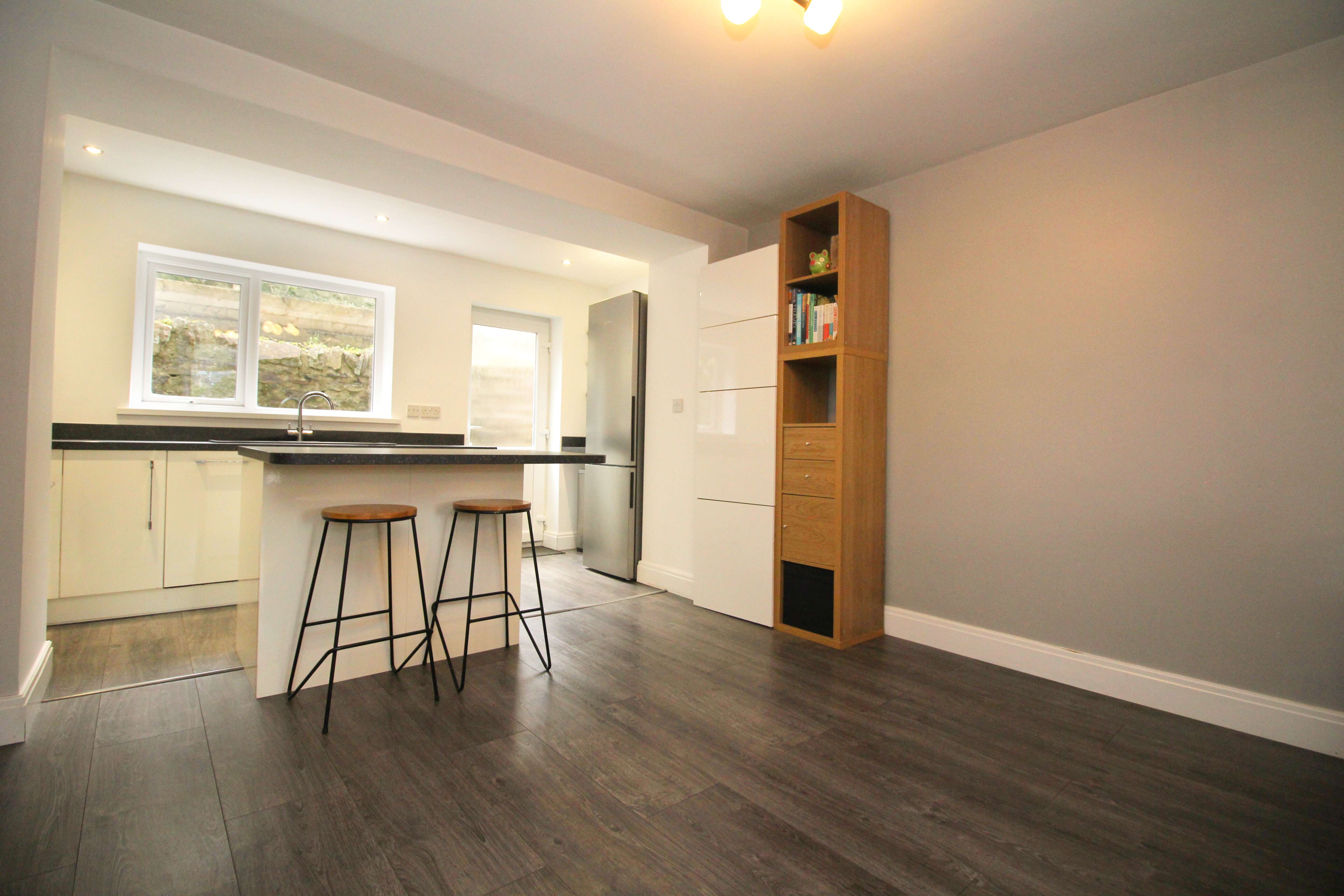 Flat Hendre Gwilym in Tonypandy