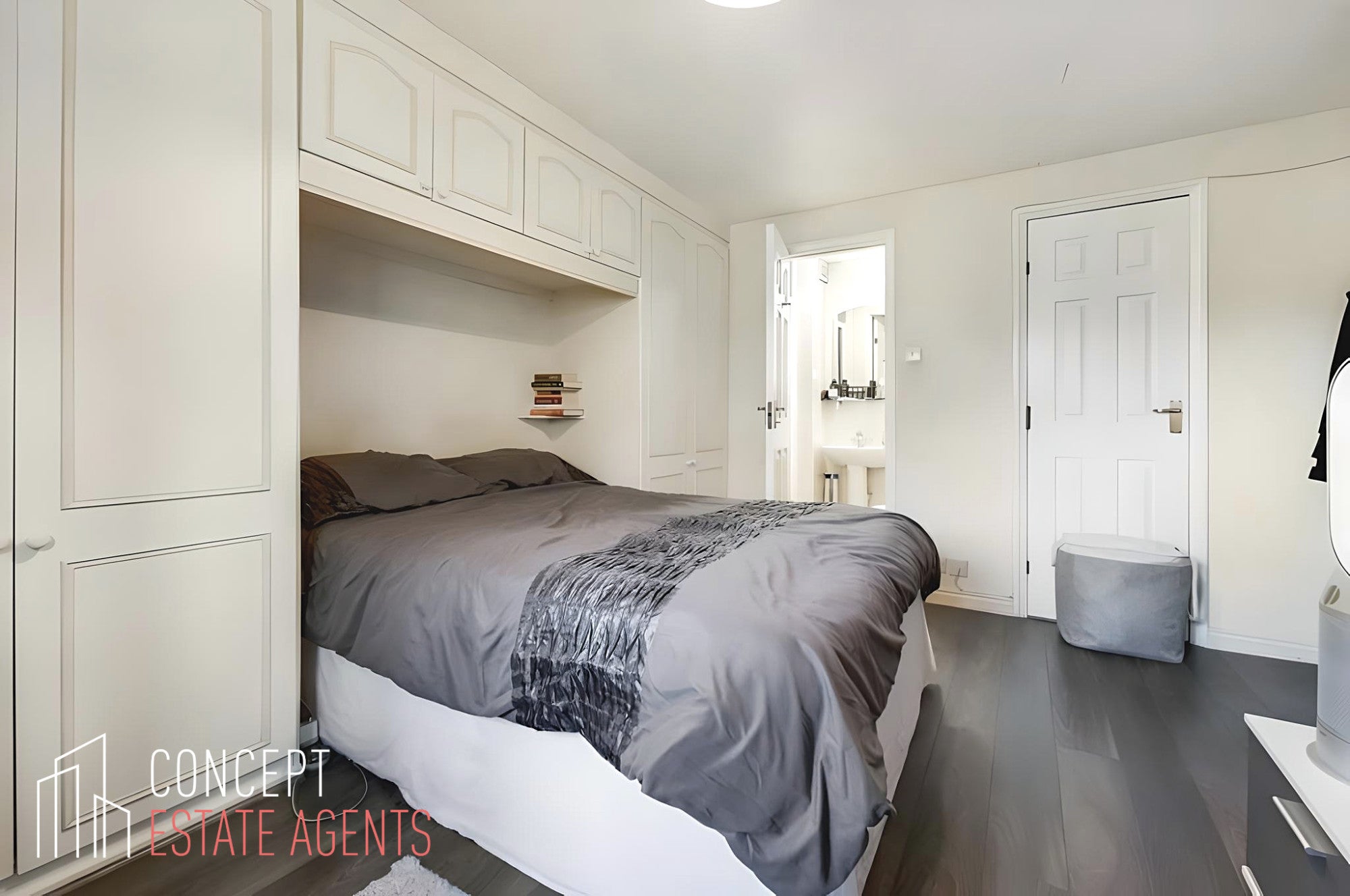 Flat Selhurst Close in Greater London