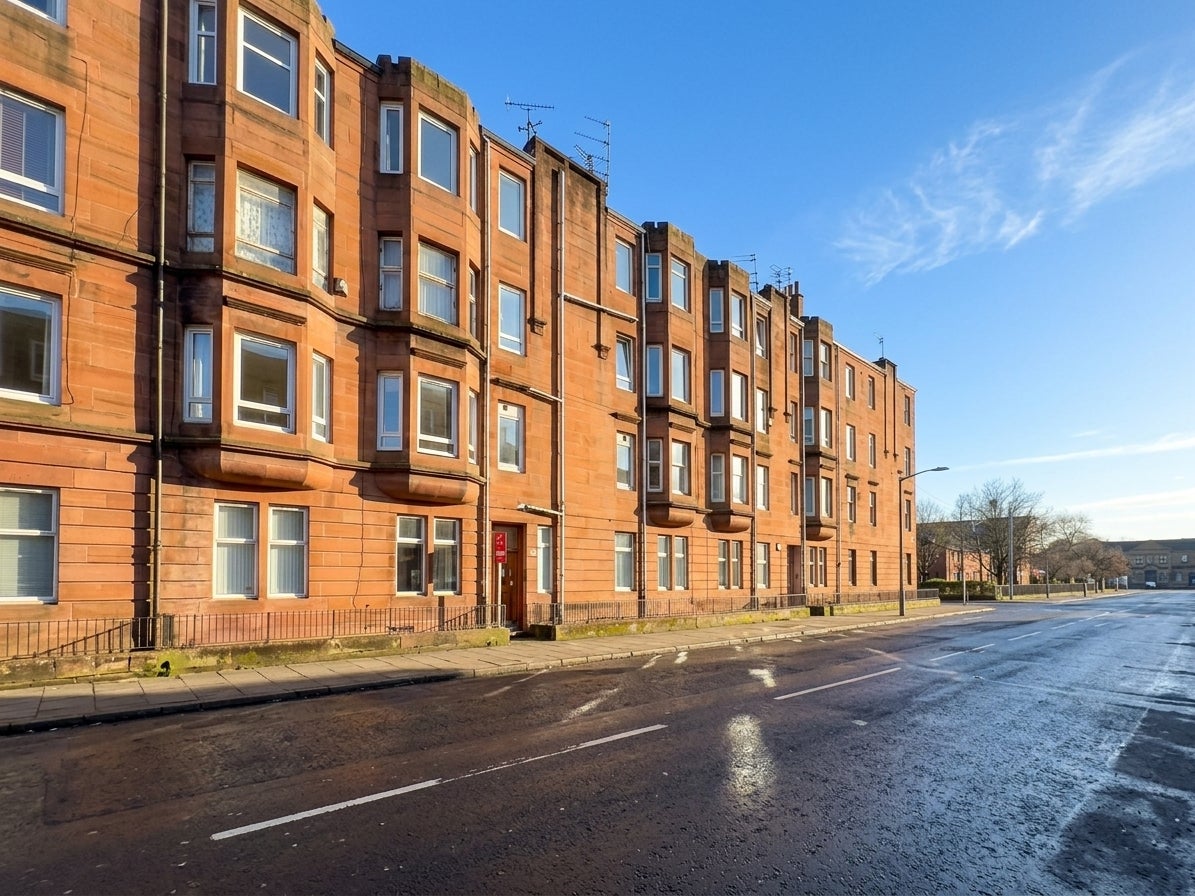 Flat Ibrox Street in Glasgow