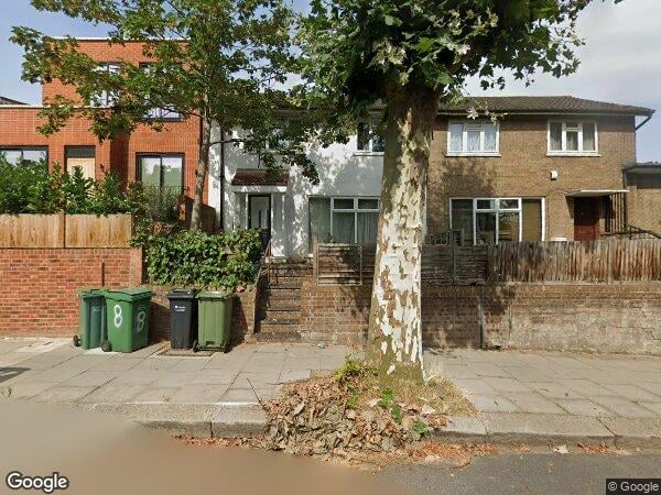 House Westbere Road in Greater London