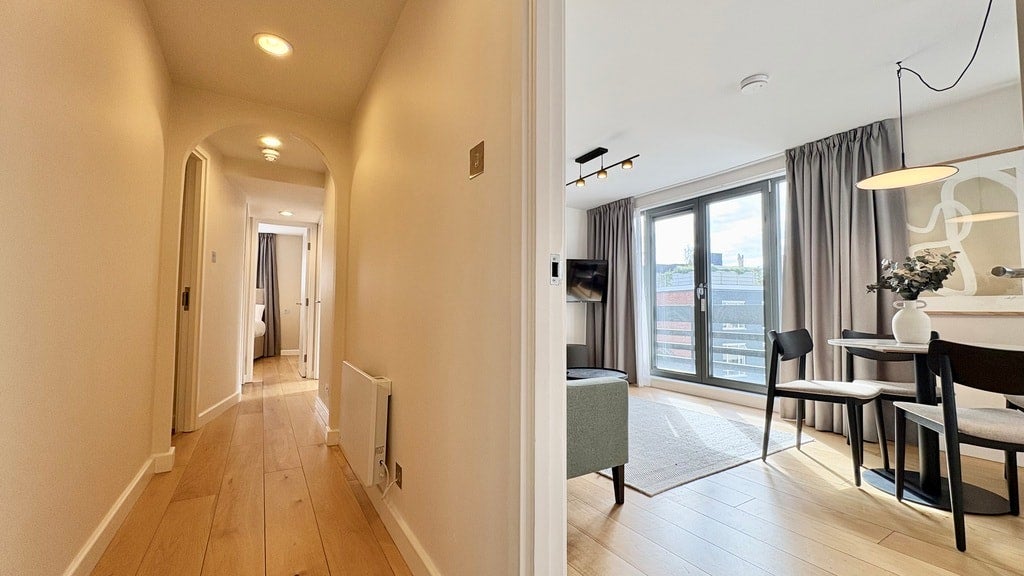 Flat Charlotte Street in Greater London
