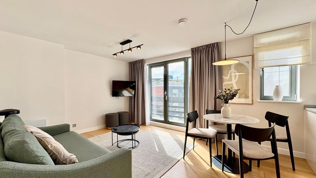 Flat Charlotte Street in Greater London