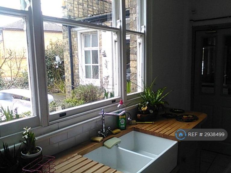 Room Eastfield Road in Peterborough