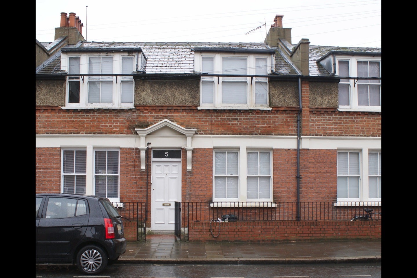 Flat Belsham Street in Greater London