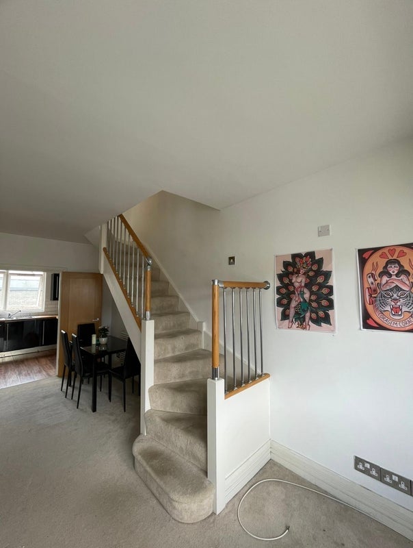 Room Lower Addiscombe Road in Greater London