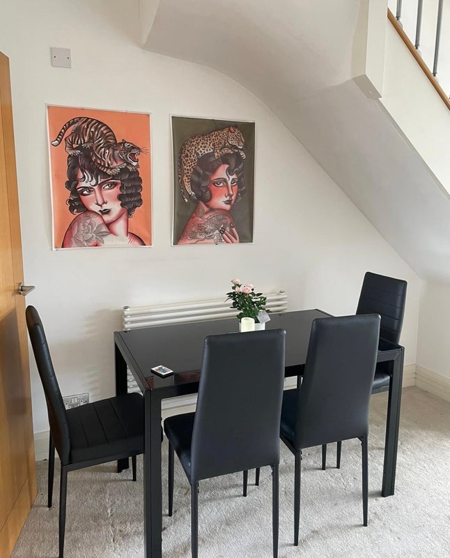 Room Lower Addiscombe Road in Greater London