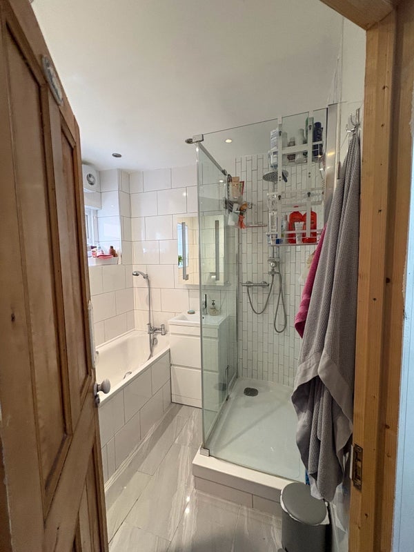 Room Gladsmuir Road in Greater London