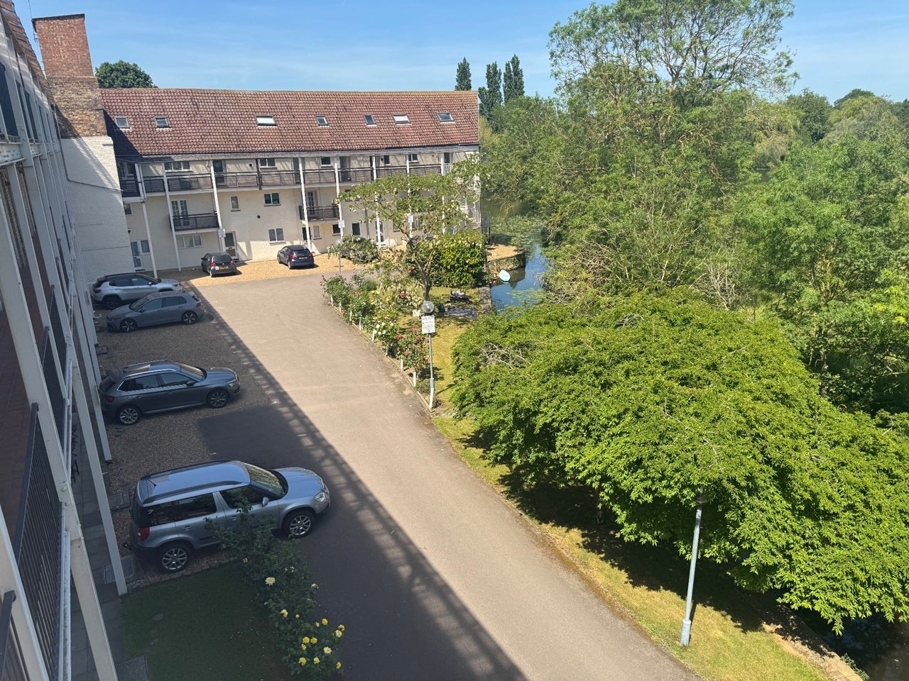 Flat Bridge Place in Huntingdonshire