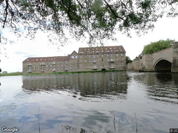 Flat Bridge Place in Huntingdonshire