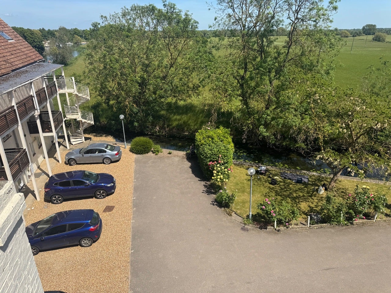 Flat Bridge Place in Huntingdonshire