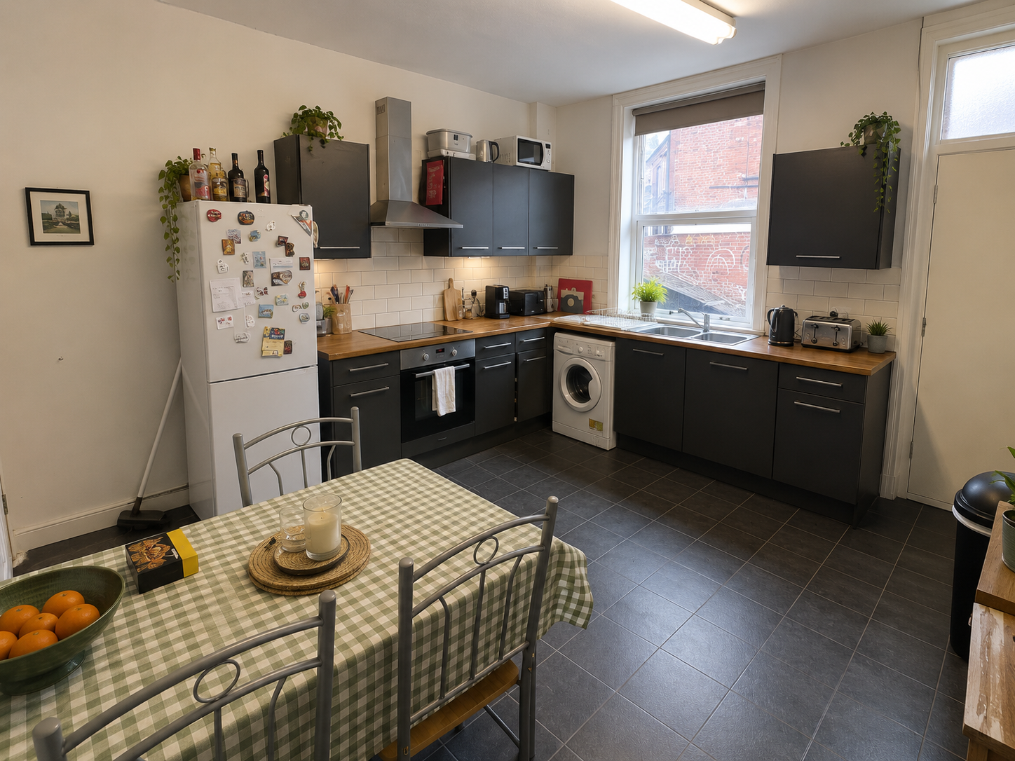Flat Knowle Mount in Leeds