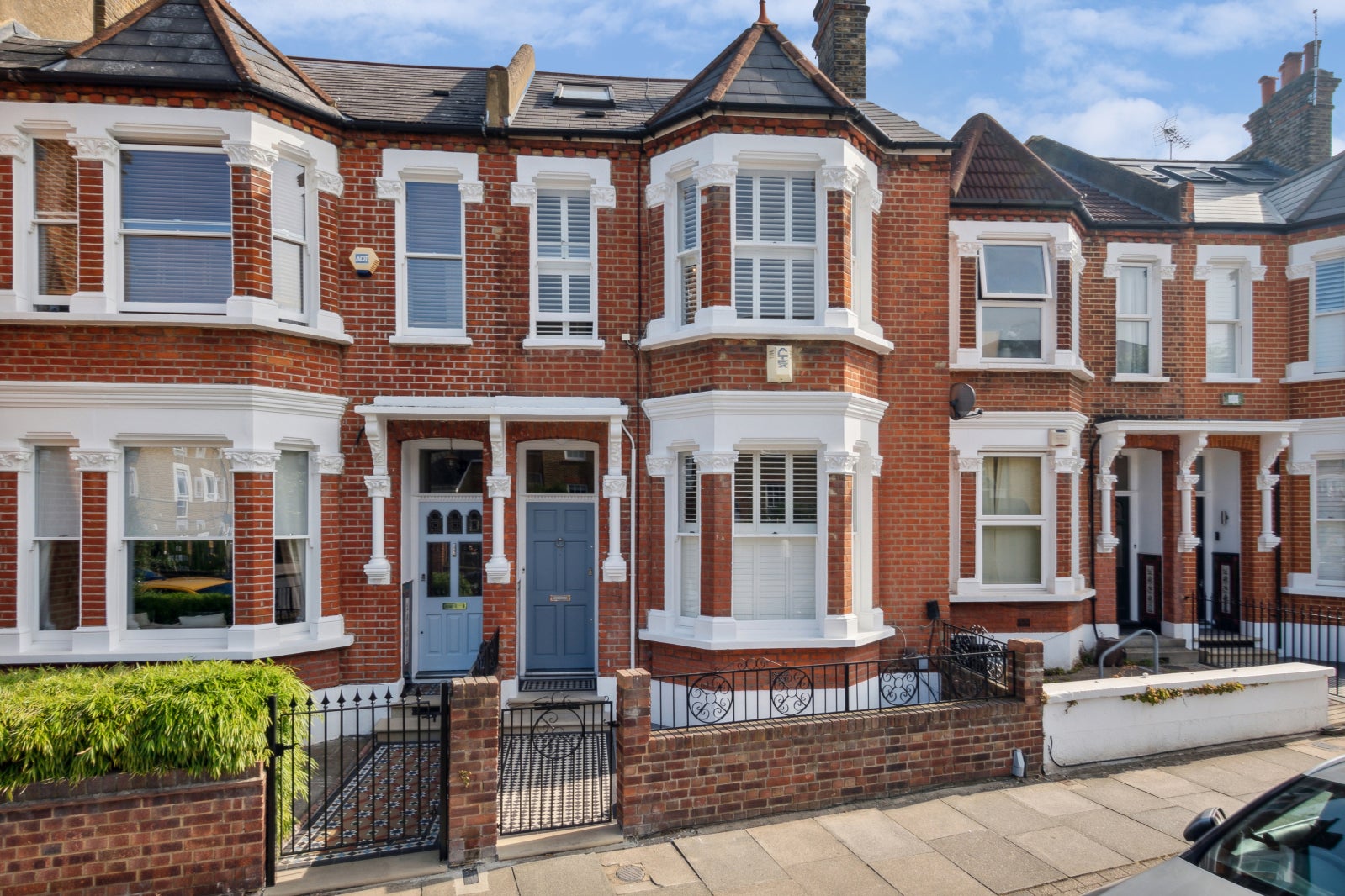 House St. Ann's Crescent in Greater London