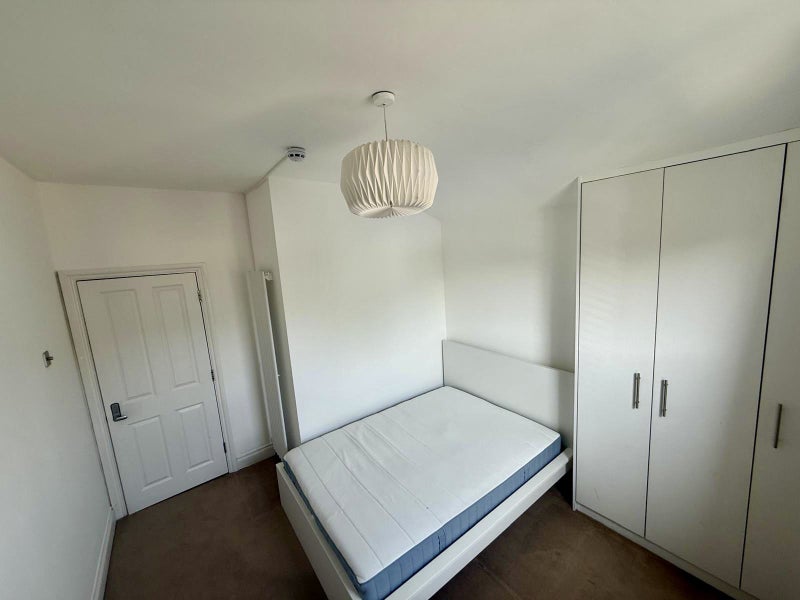 Room St. Kilda Road in Greater London