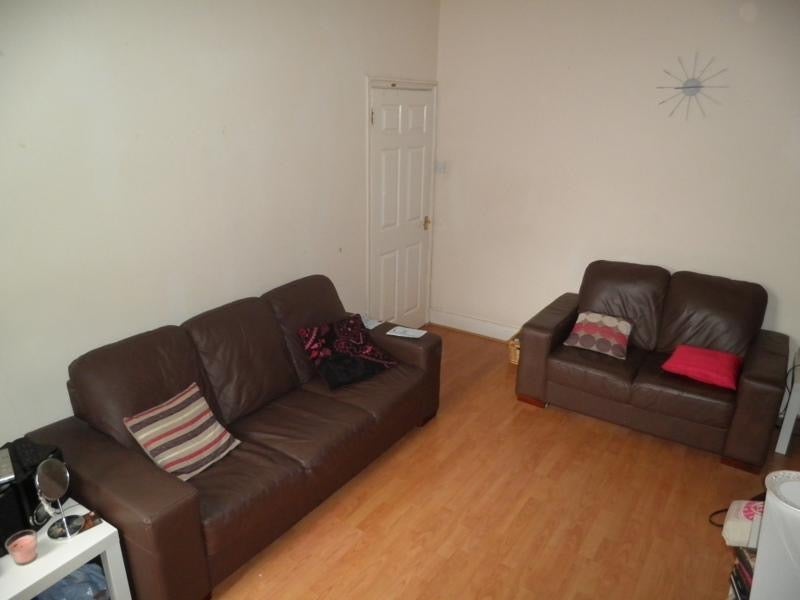 Flat Addycombe Terrace in Newcastle upon Tyne