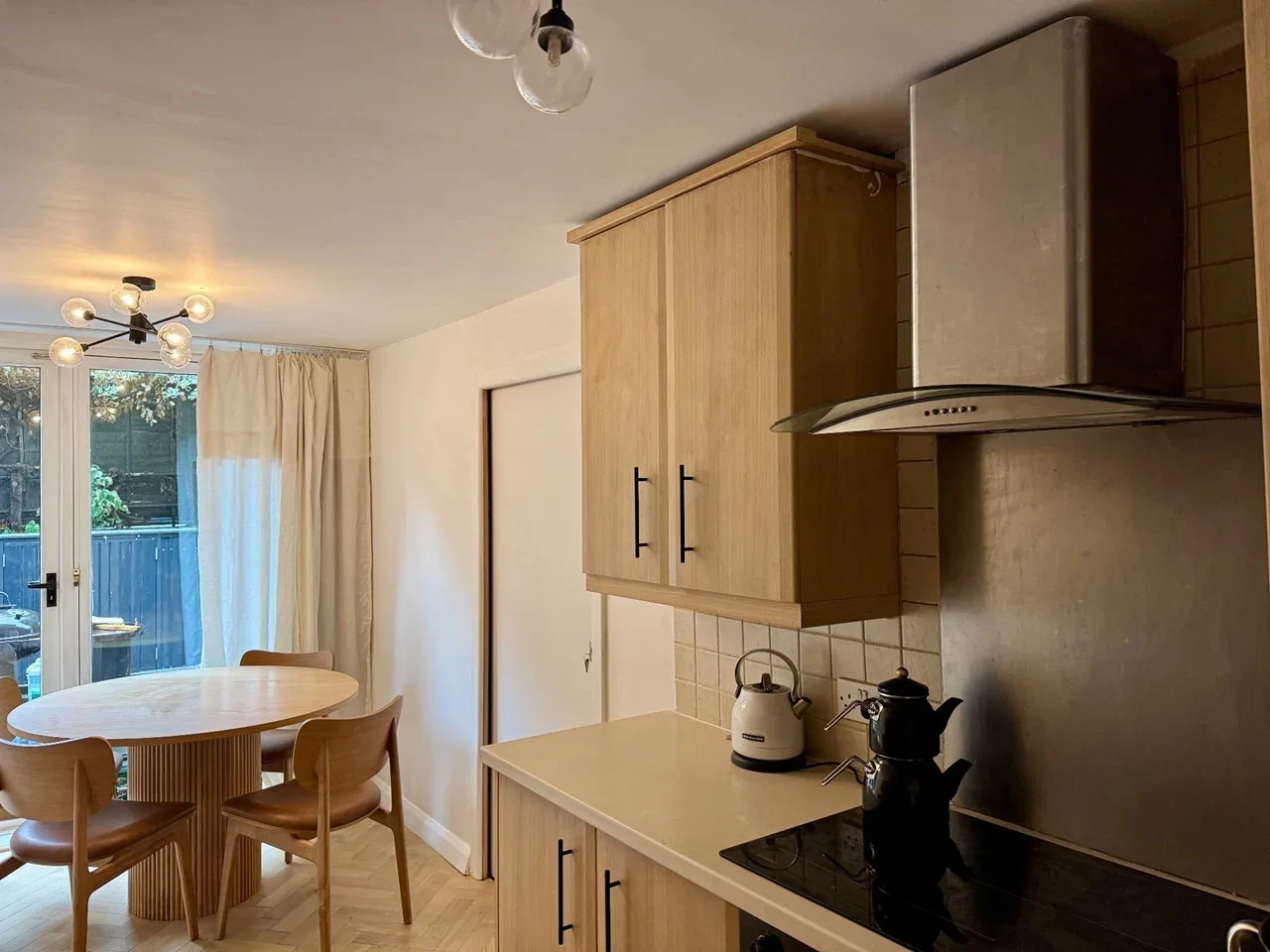 Room Great Western Road in City of Westminster
