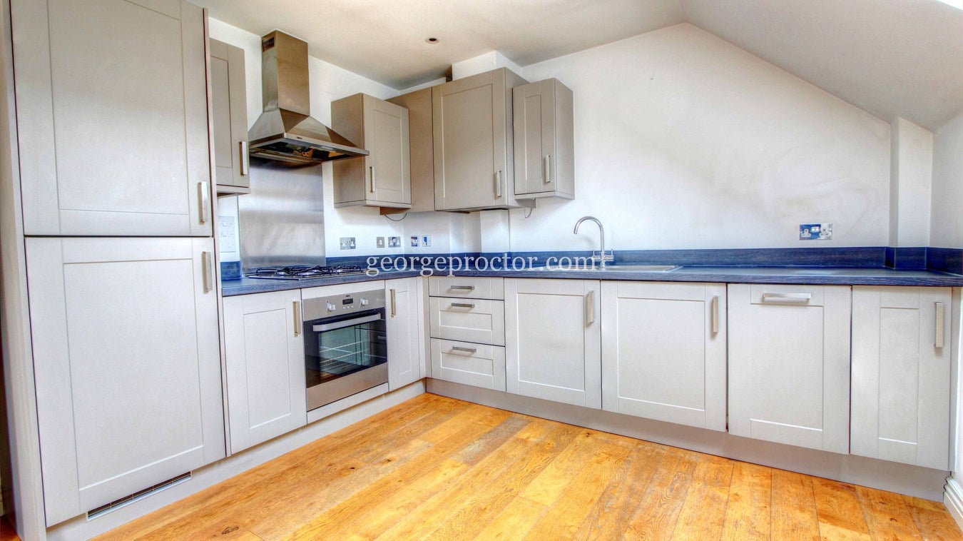 Flat Mackintosh Street in Greater London