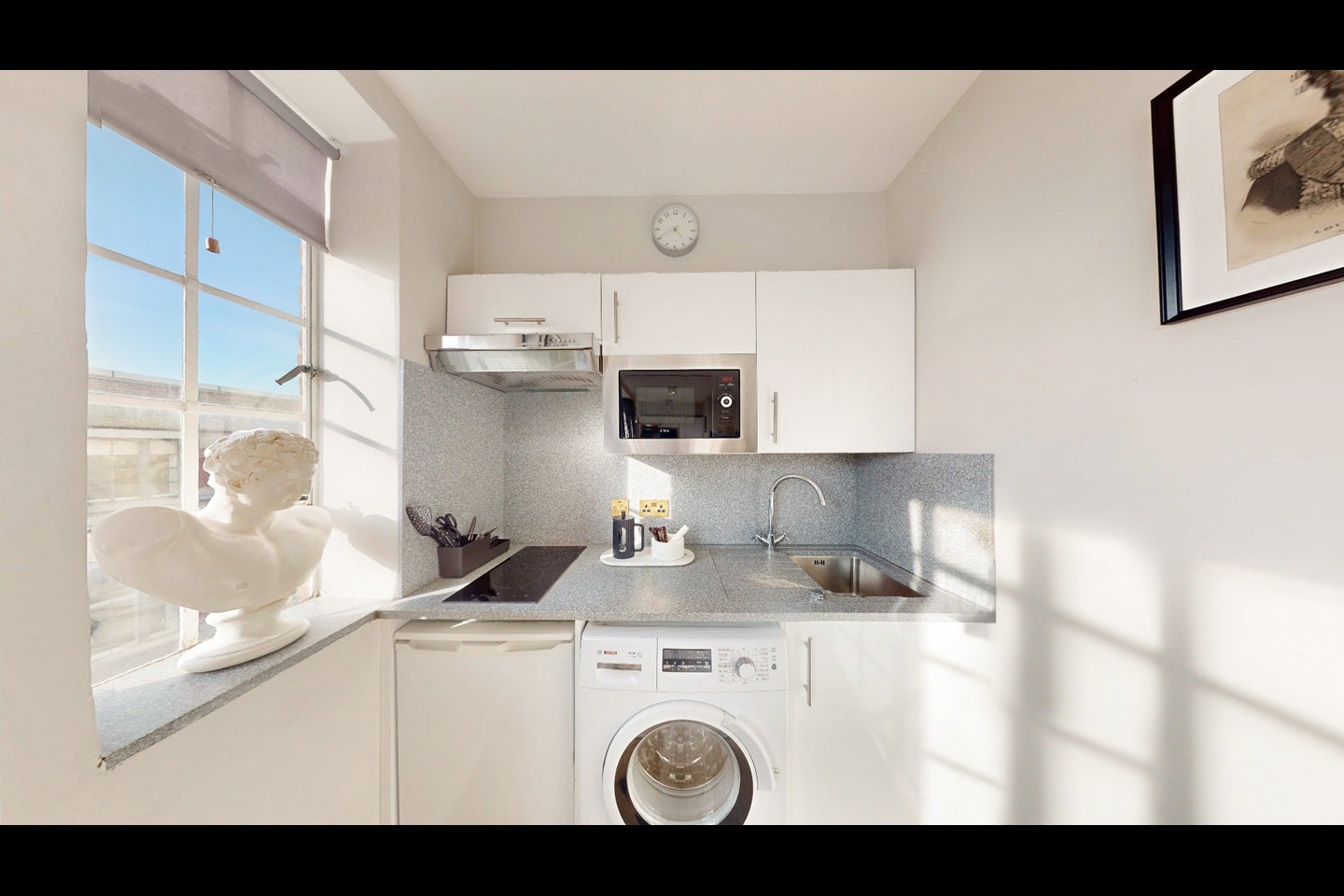 Flat Lucan Place in Greater London