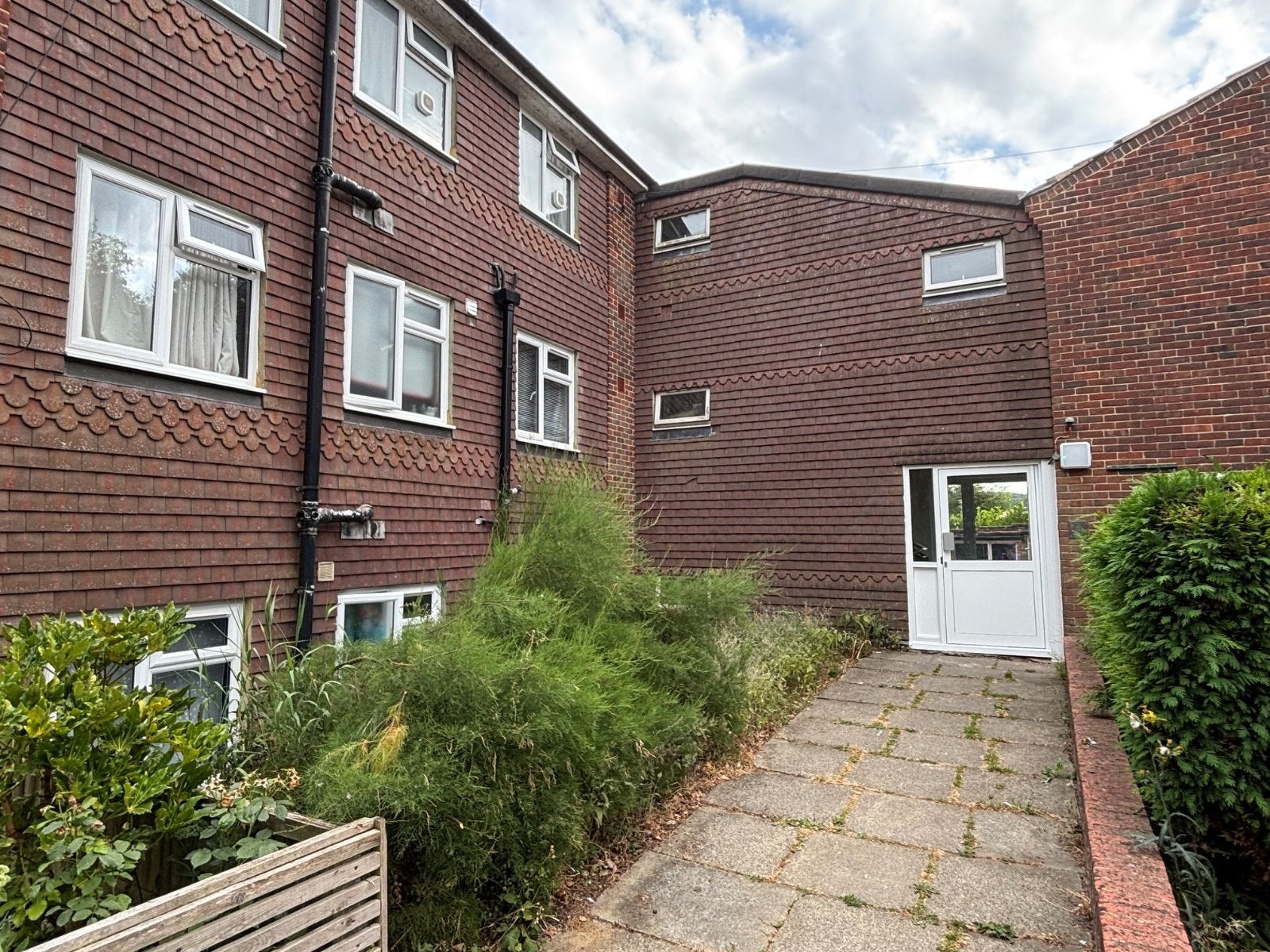 Flat Tillard Close in Canterbury