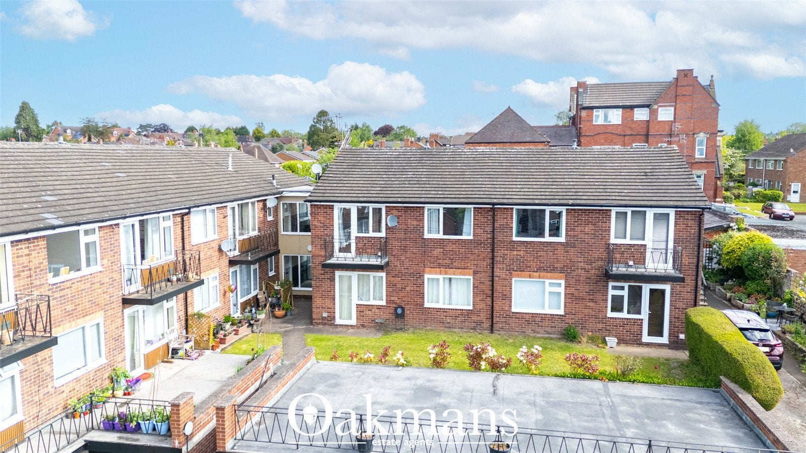 Flat Central Road in Bromsgrove