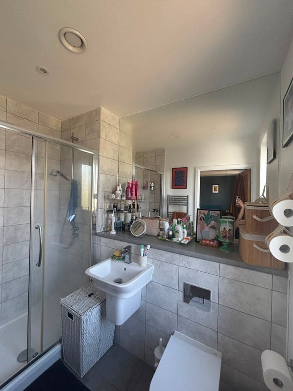 Room Cobden Walk in Greater London