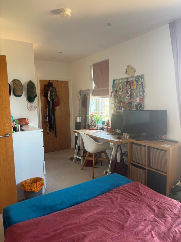 Room Cobden Walk in Greater London