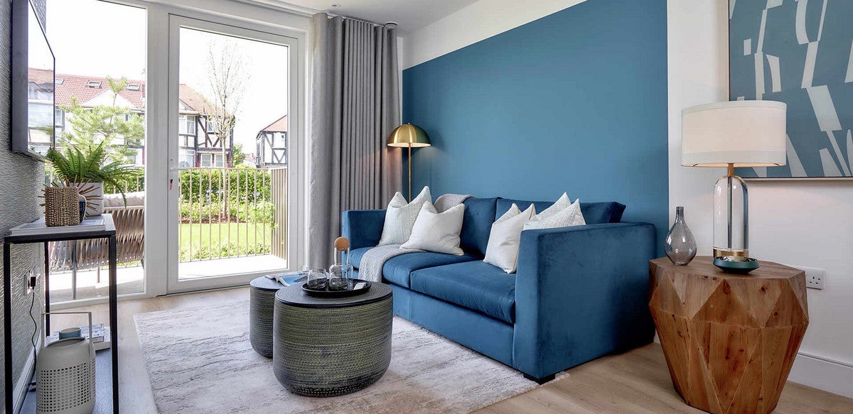 Flat Beresford Avenue in Greater London