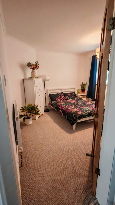 Room Buckmaster Avenue in Newcastle-under-Lyme