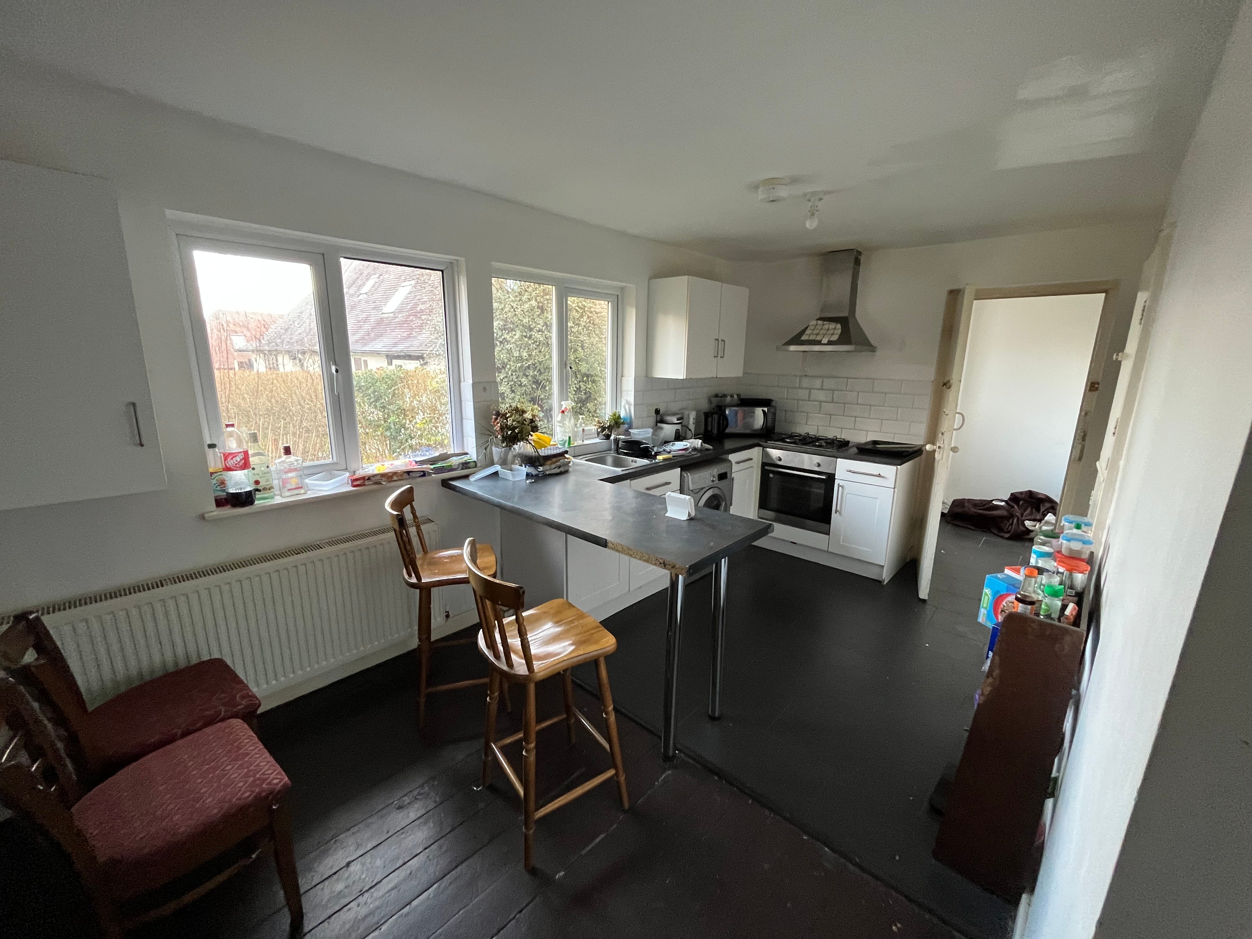 Flat Hawton Crescent in Nottingham