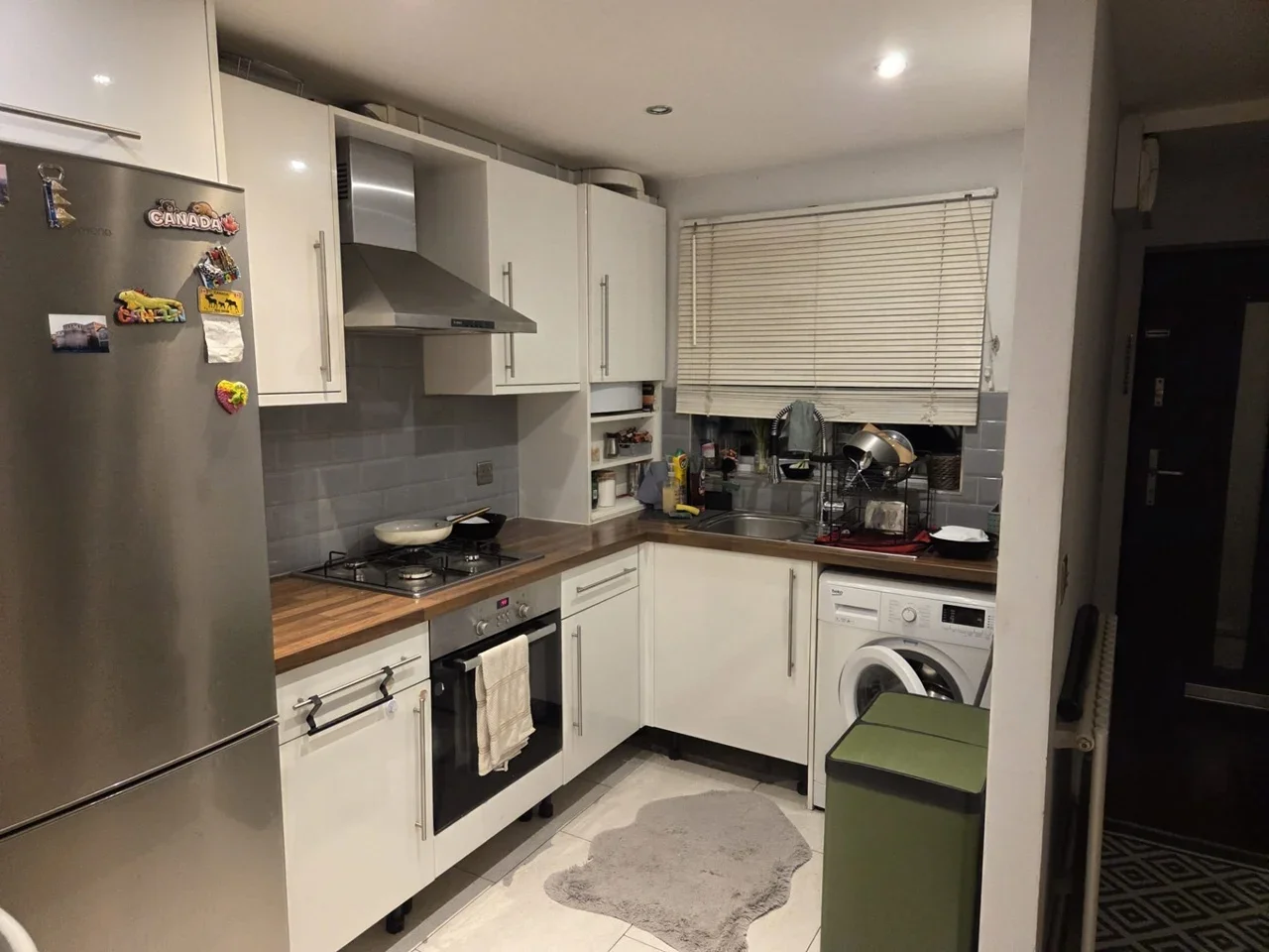 Room Battery Road in Greater London