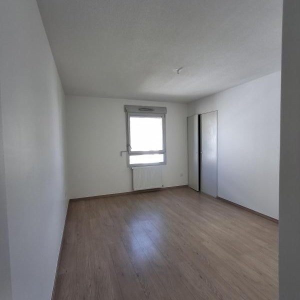 Flat Boulevard Joliot Curie in Fontaine