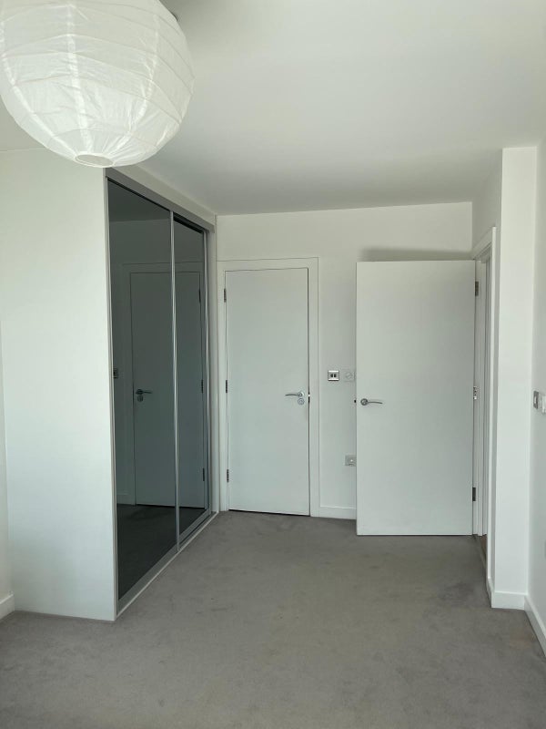 Room Albion Way in Greater London