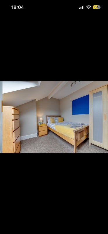 Room Guest Road in Sheffield