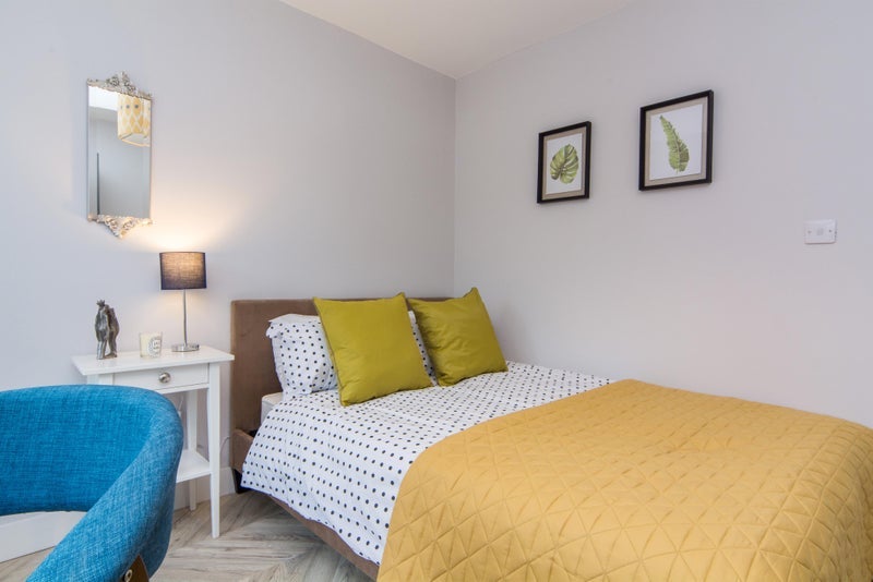 Room Pelham Crescent in Nottingham