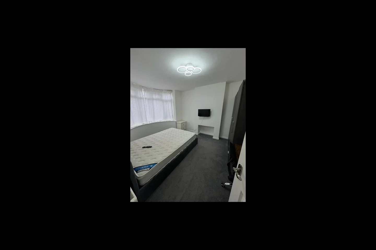 Room Milton Road in Luton