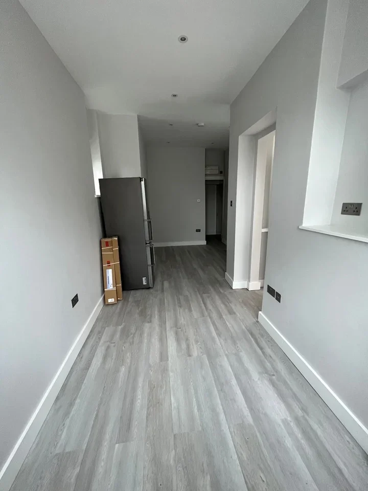 Flat East End Road in Greater London
