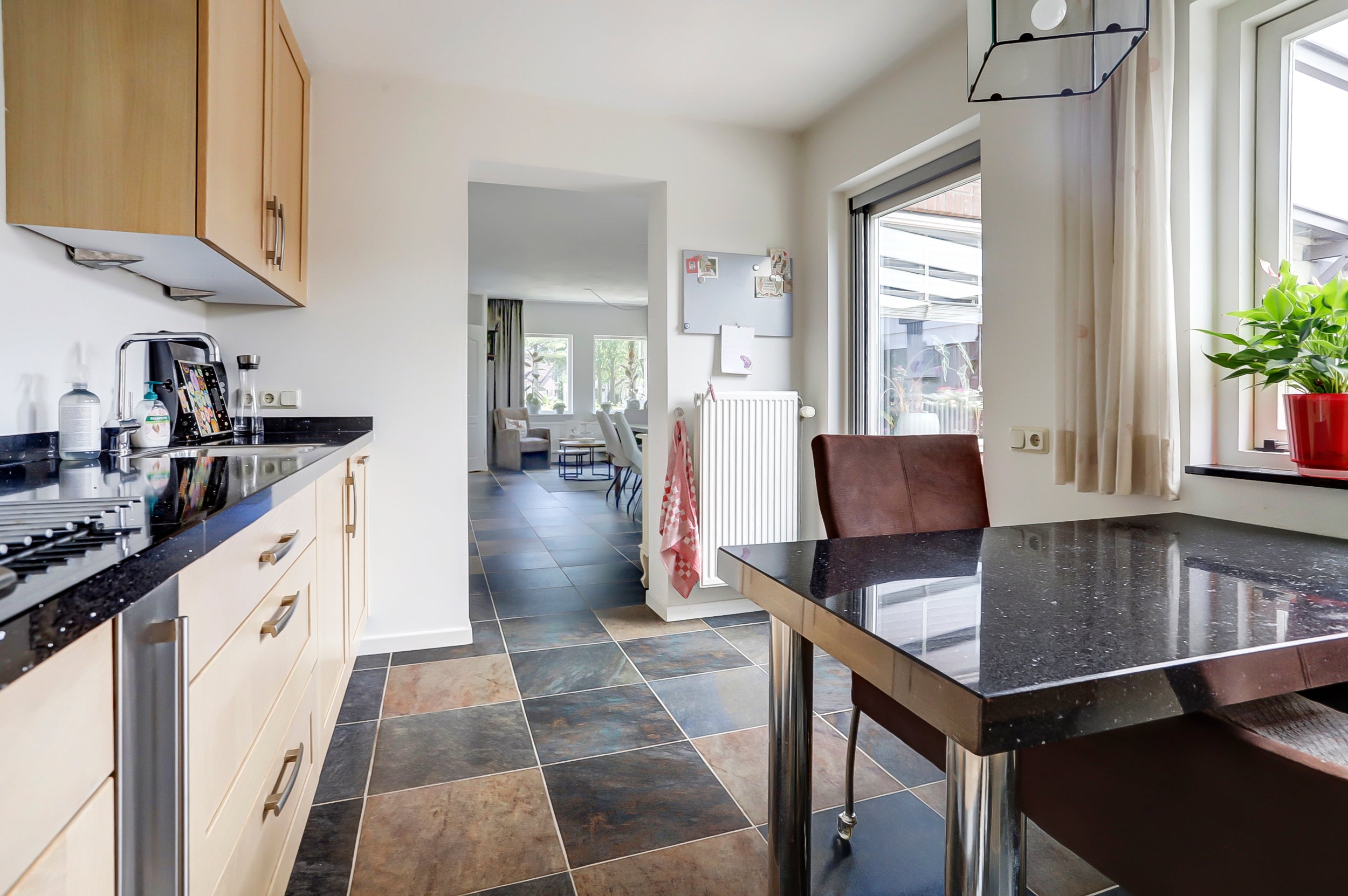 Tussenwoning te koop: Eekhool 53, Hilvarenbeek