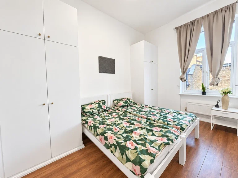 Flat Harrow Road in City of Westminster