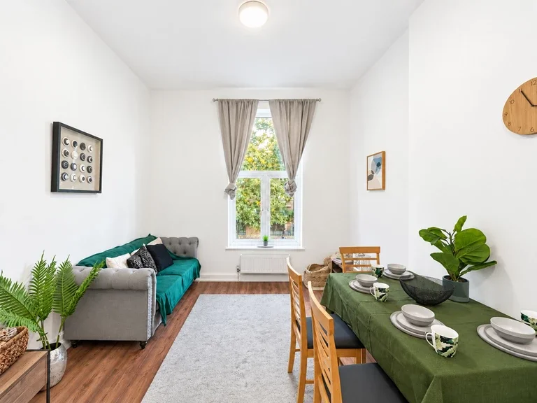 Flat Harrow Road in City of Westminster