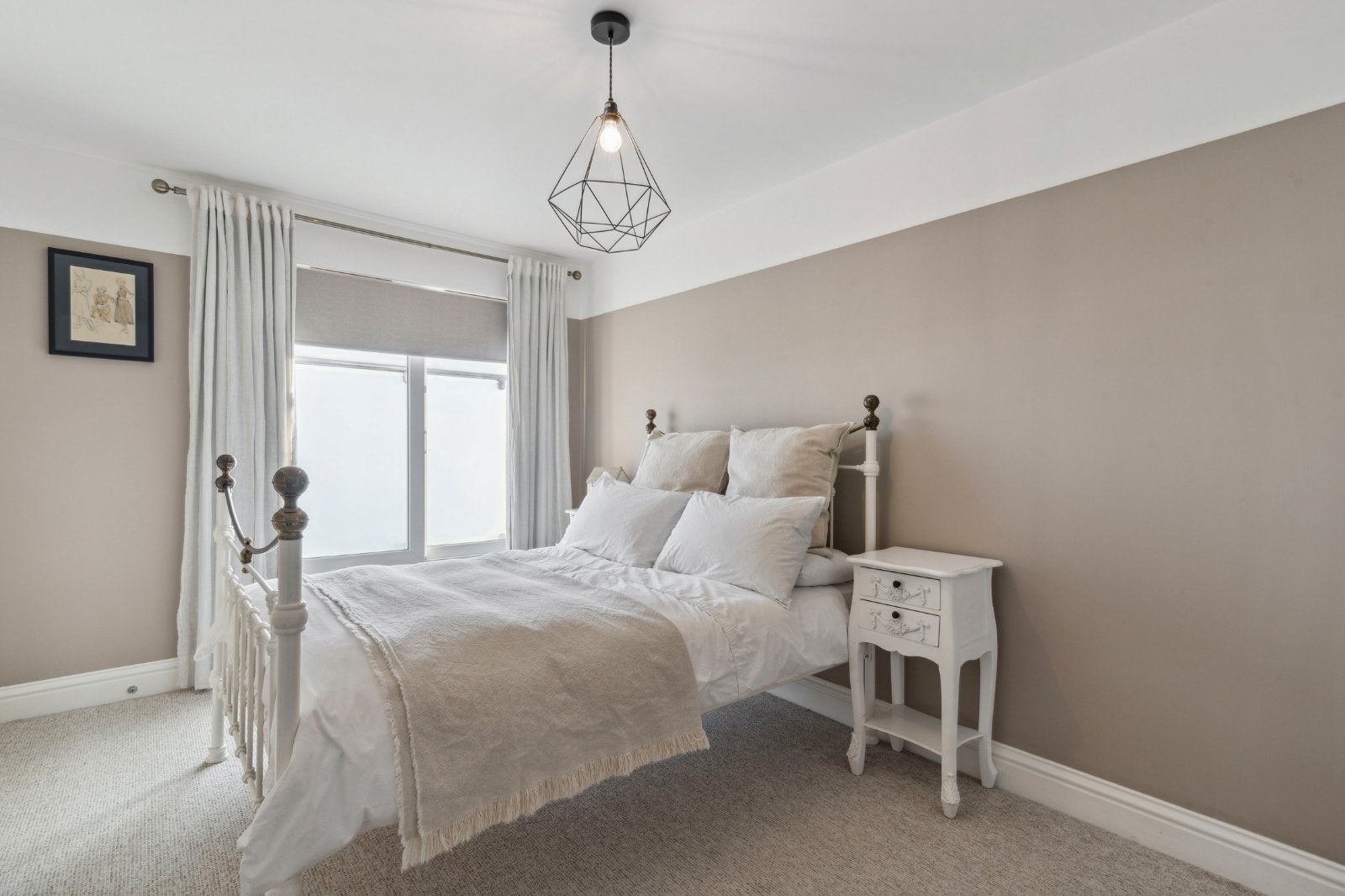 House Lakedale Court in Greater London