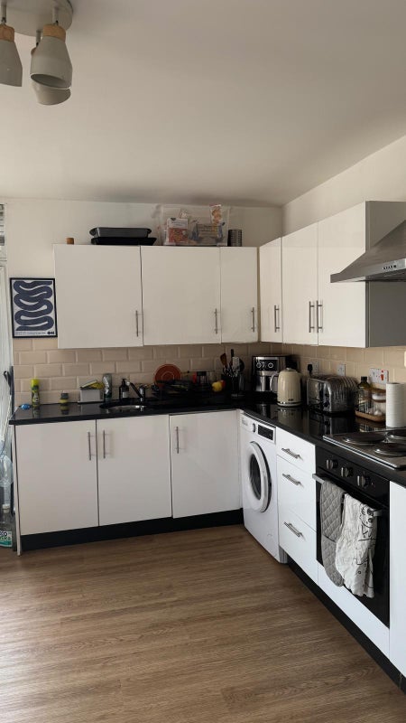 Room Cambridge Heath Road in Greater London