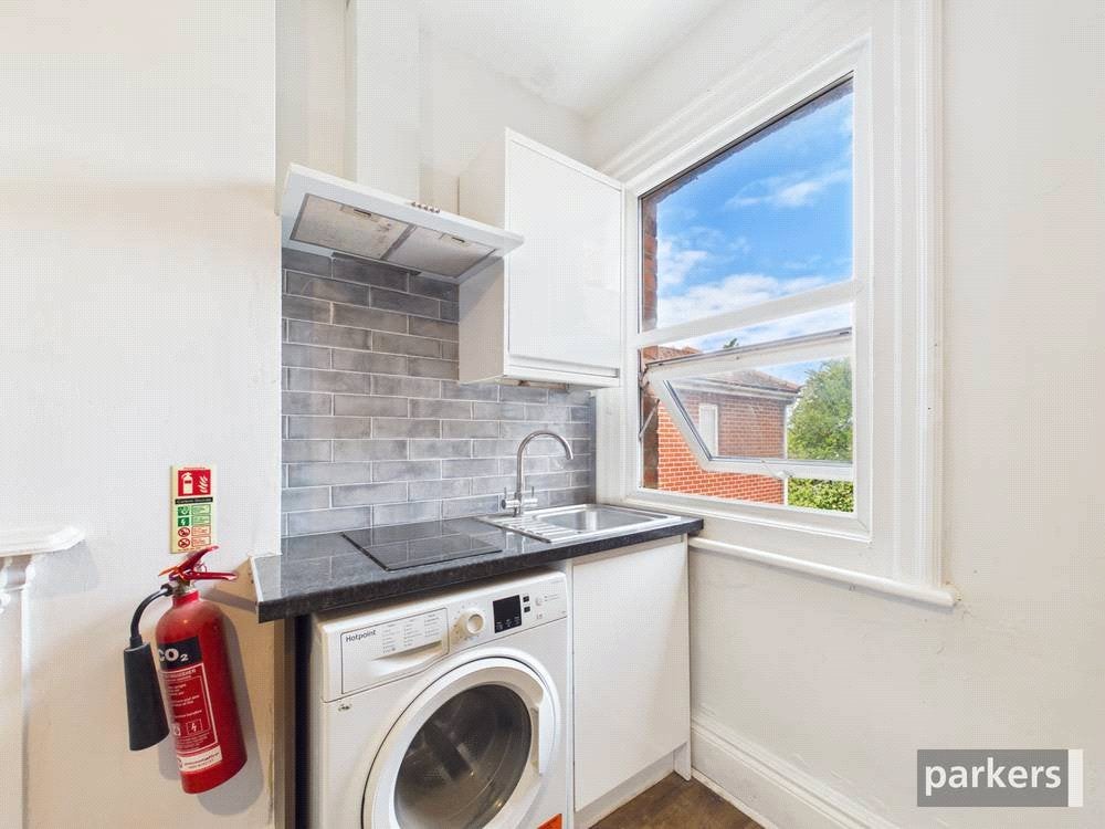 Flat Tilehurst Road in Reading