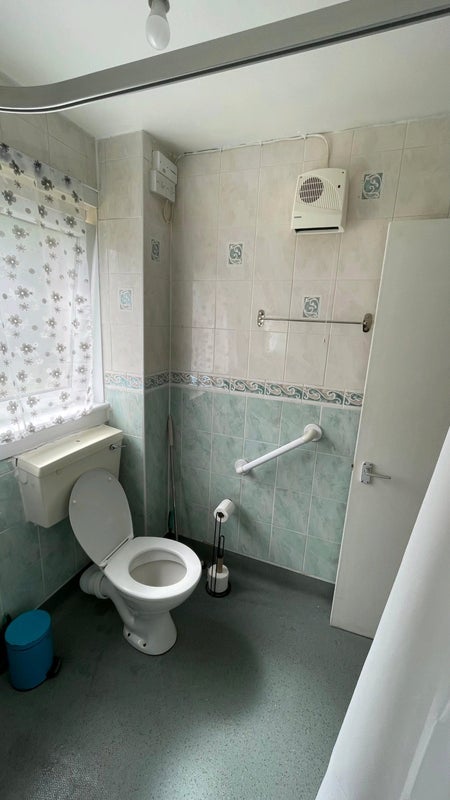 Room Lasswade Grove in City of Edinburgh