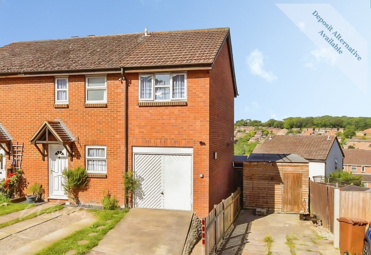 House Wittersham Close in Chatham