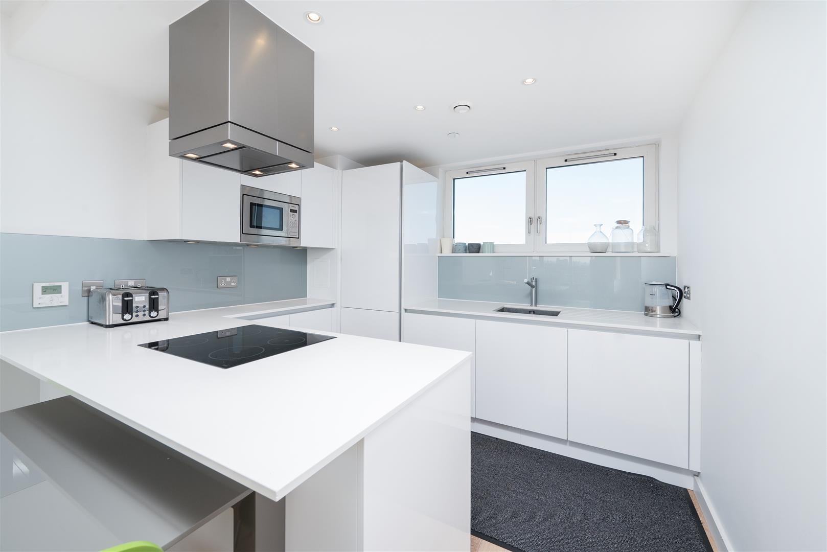 Flat Richmix Square in Greater London