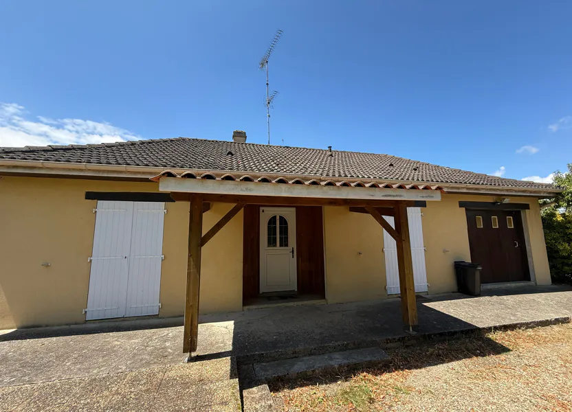 Maison Route de Leyrissat à Saint-Nexans
