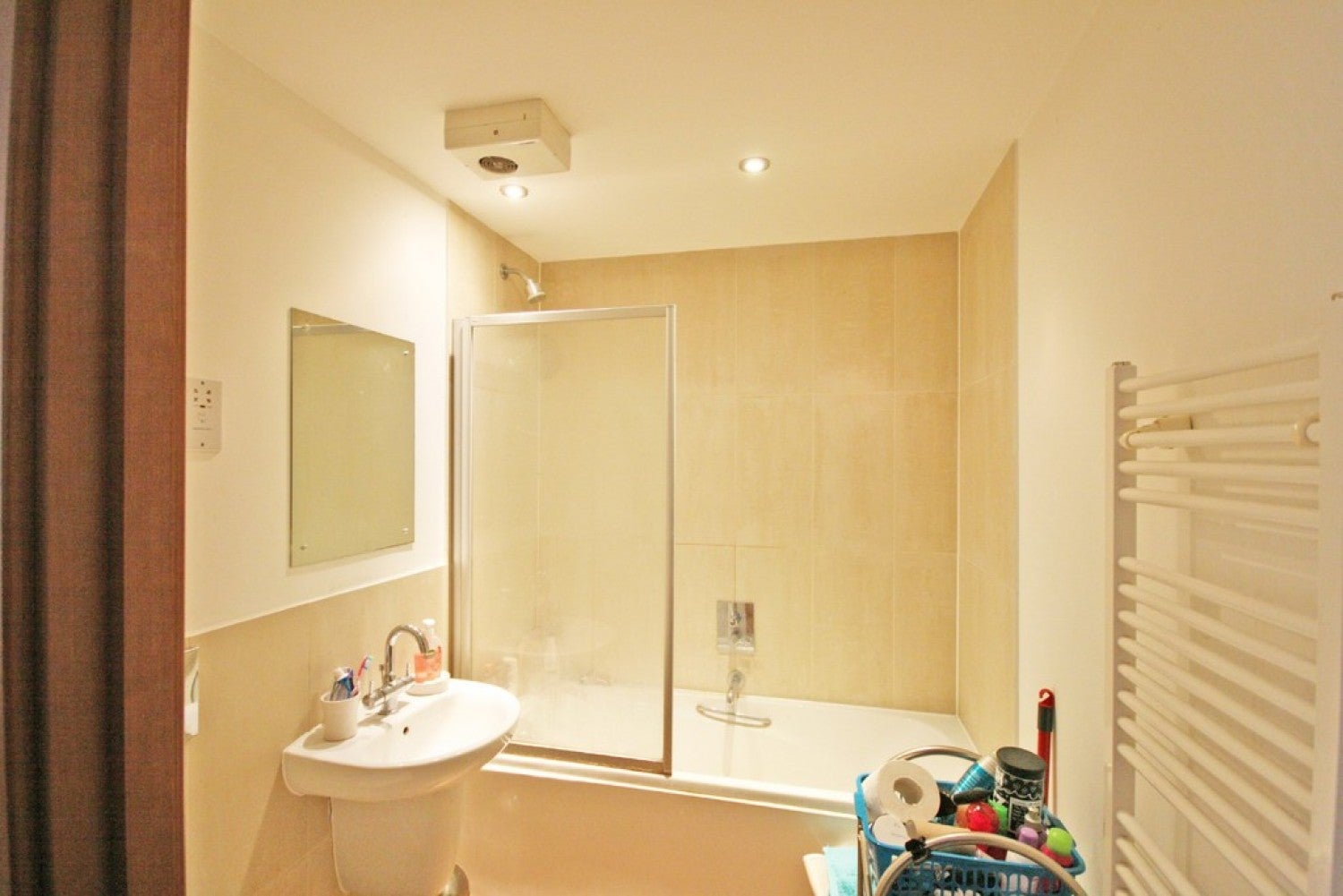 Flat Weir Court in Canterbury